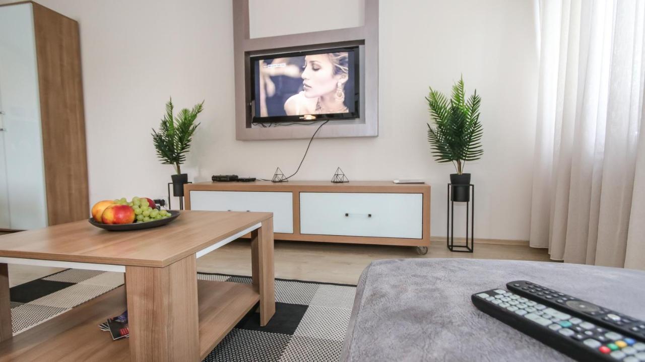 Delta City New Belgrade Apartment Free Public Parking Bagian luar foto